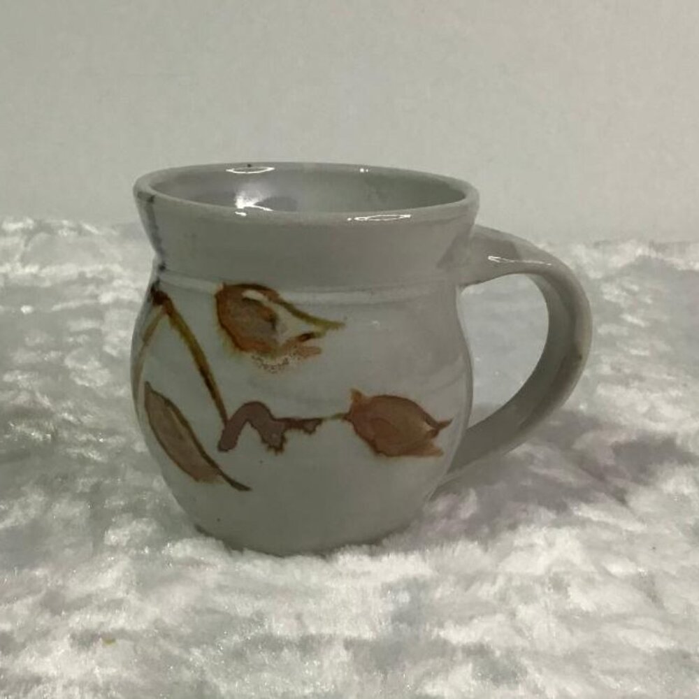 Craftsville Stoneware Studio Tan/Floral Pottery Coffee Mug 12 fl‎ oz.
